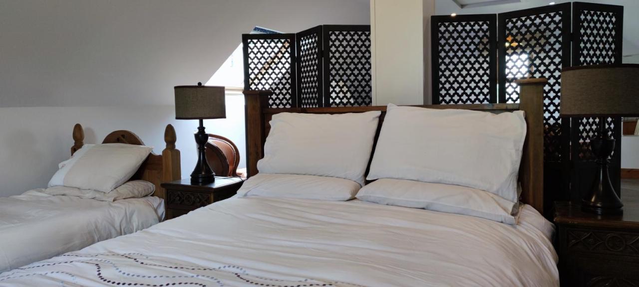 The Garden Gates Guest Accommodation Castlebar Eksteriør bilde