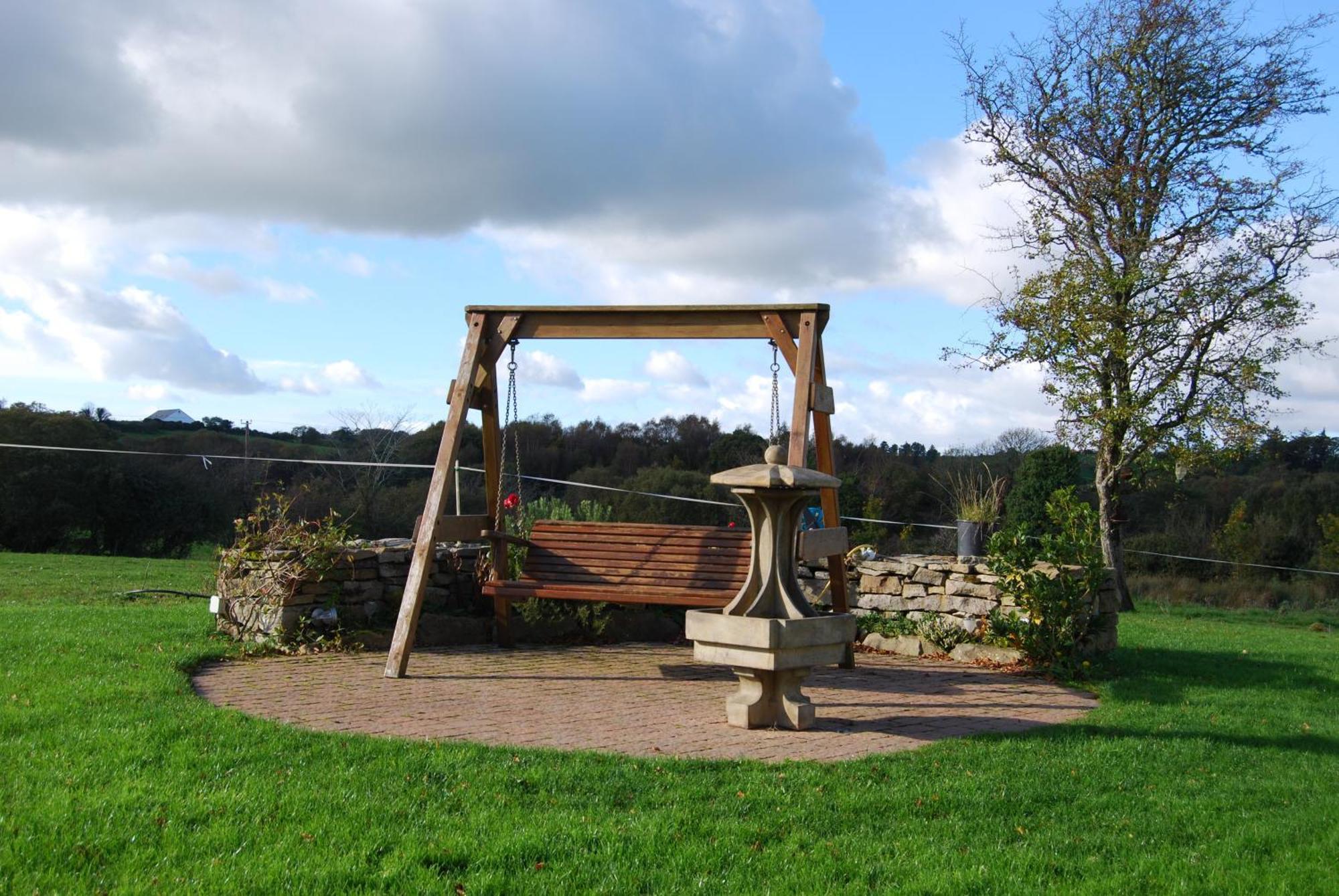 The Garden Gates Guest Accommodation Castlebar Eksteriør bilde